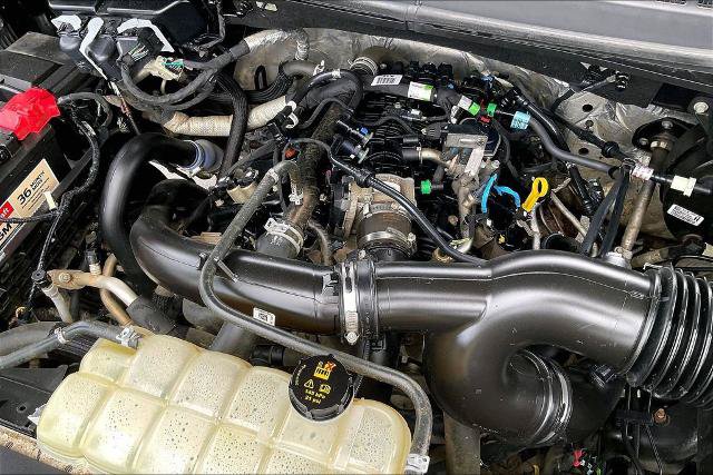 Certified 2019 Ford F150 XLT AWD/4WD image 35