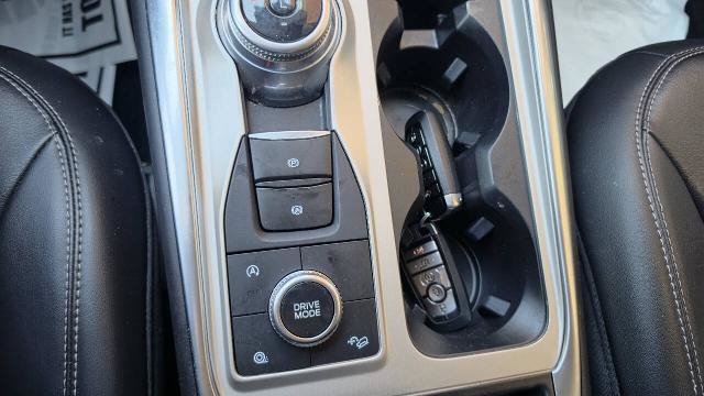 Certified 2024 Ford Explorer XLT w/ Equipment Group 202A AWD/4WD image 17
