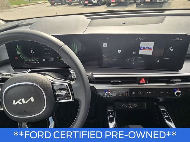 Used 2024 Kia Sorento EX w/ Panoramic Sunroof Package FWD image 25