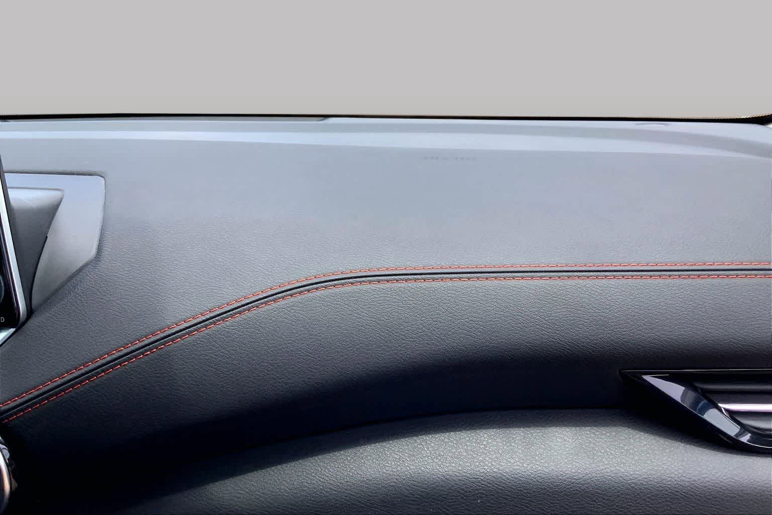Used 2025 Nissan Sentra SR w/ Midnight Edition FWD image 19