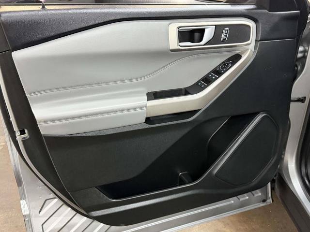 Certified 2023 Ford Explorer XLT w/ Equipment Group 202A AWD/4WD image 15