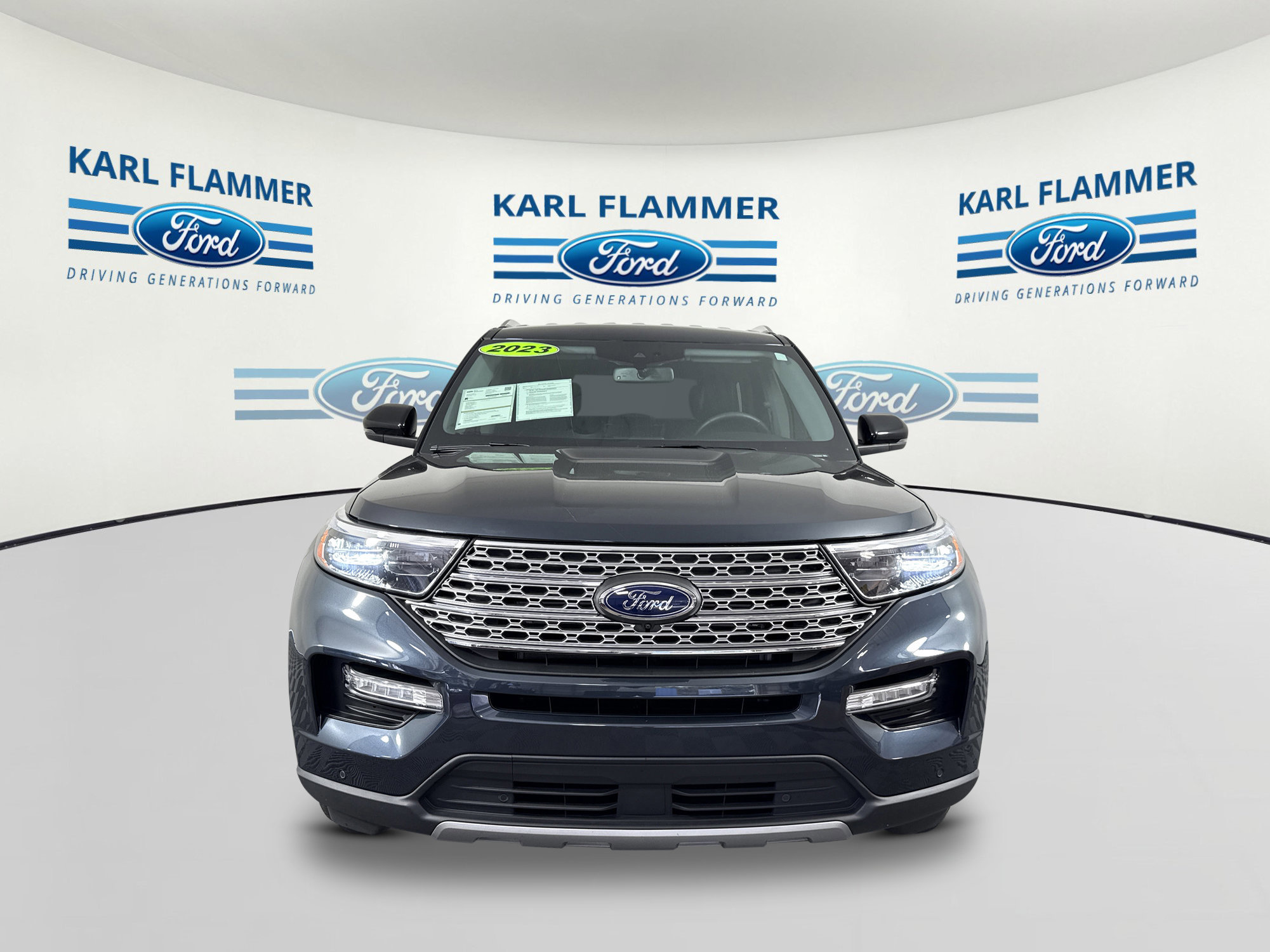 Certified 2023 Ford Explorer Limited w/ Equipment Group 301A image 5