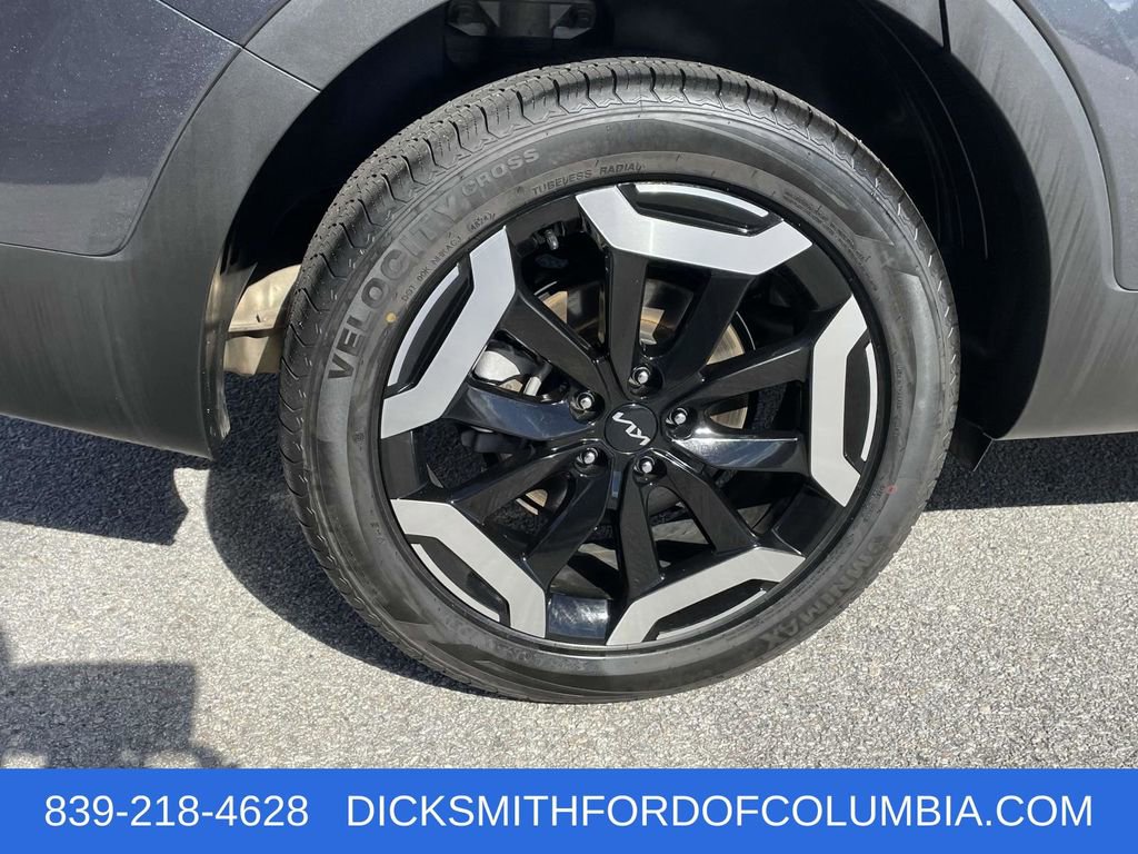 Used 2023 Kia Telluride S image 7