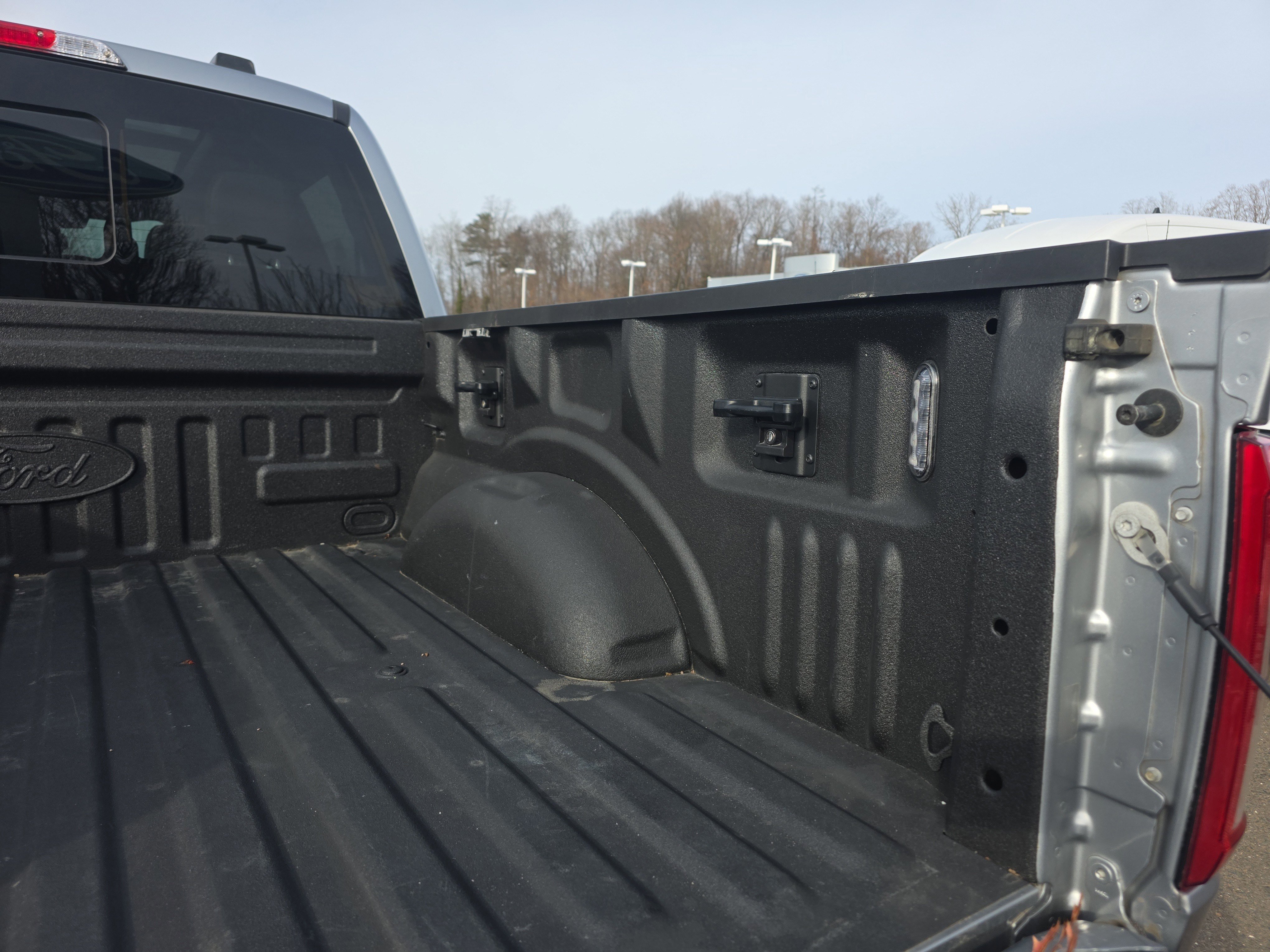 Certified 2022 Ford F150 Lariat w/ Equipment Group 502A High image 19