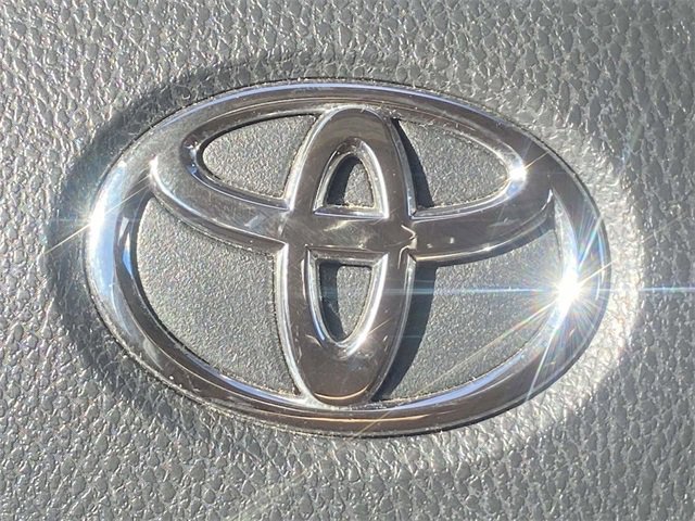 Used 2024 Toyota Camry SE image 26