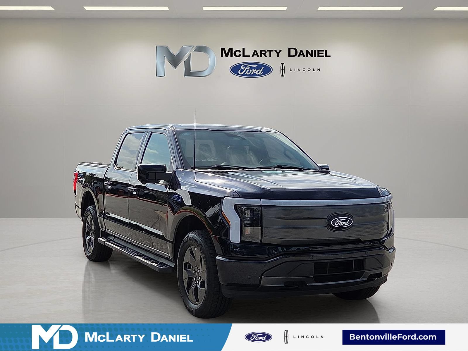Certified 2025 Ford F150 Lightning Lariat