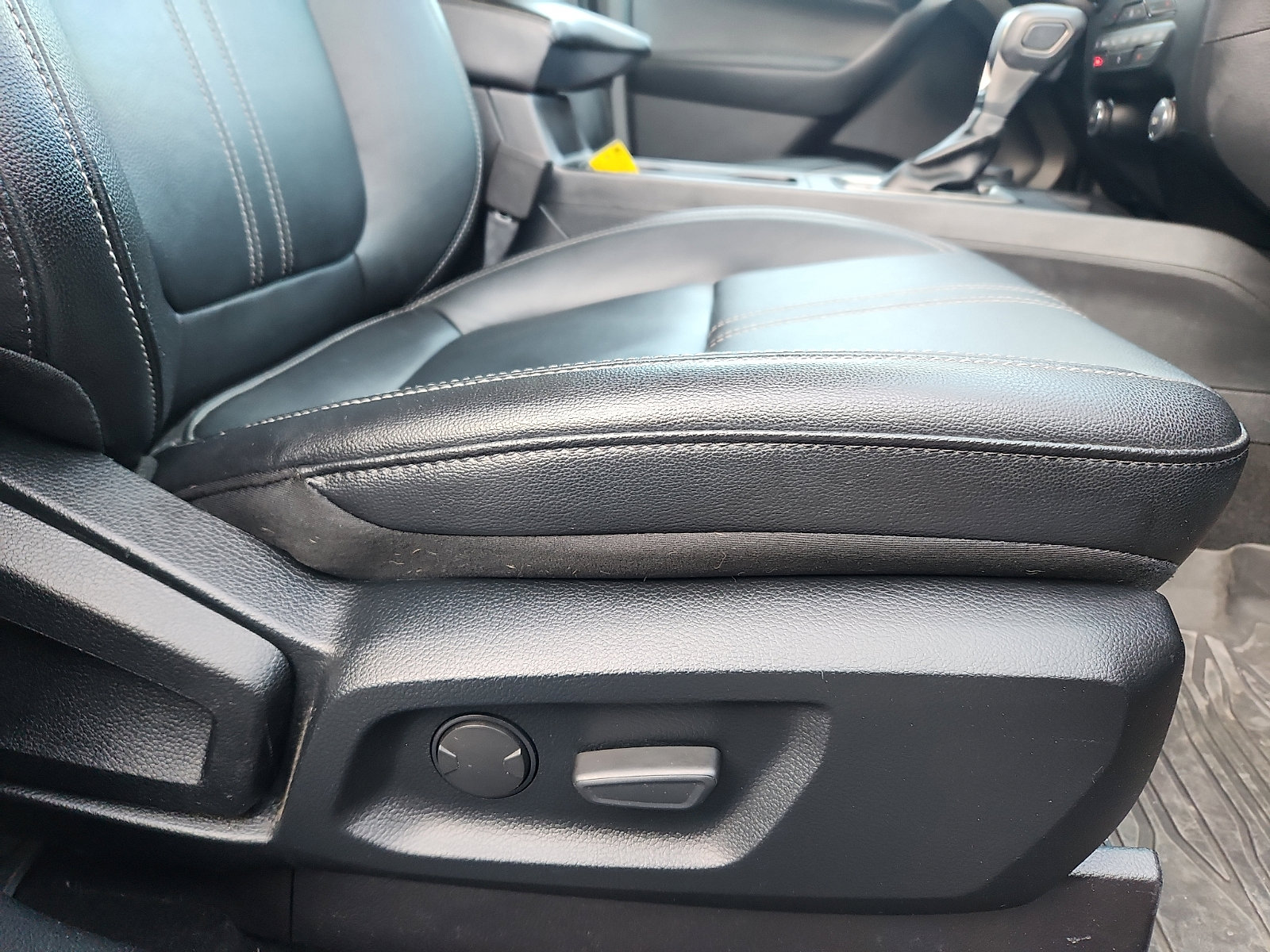 Certified 2020 Ford Ranger Lariat w/ Equipment Group 501A Mid image 33