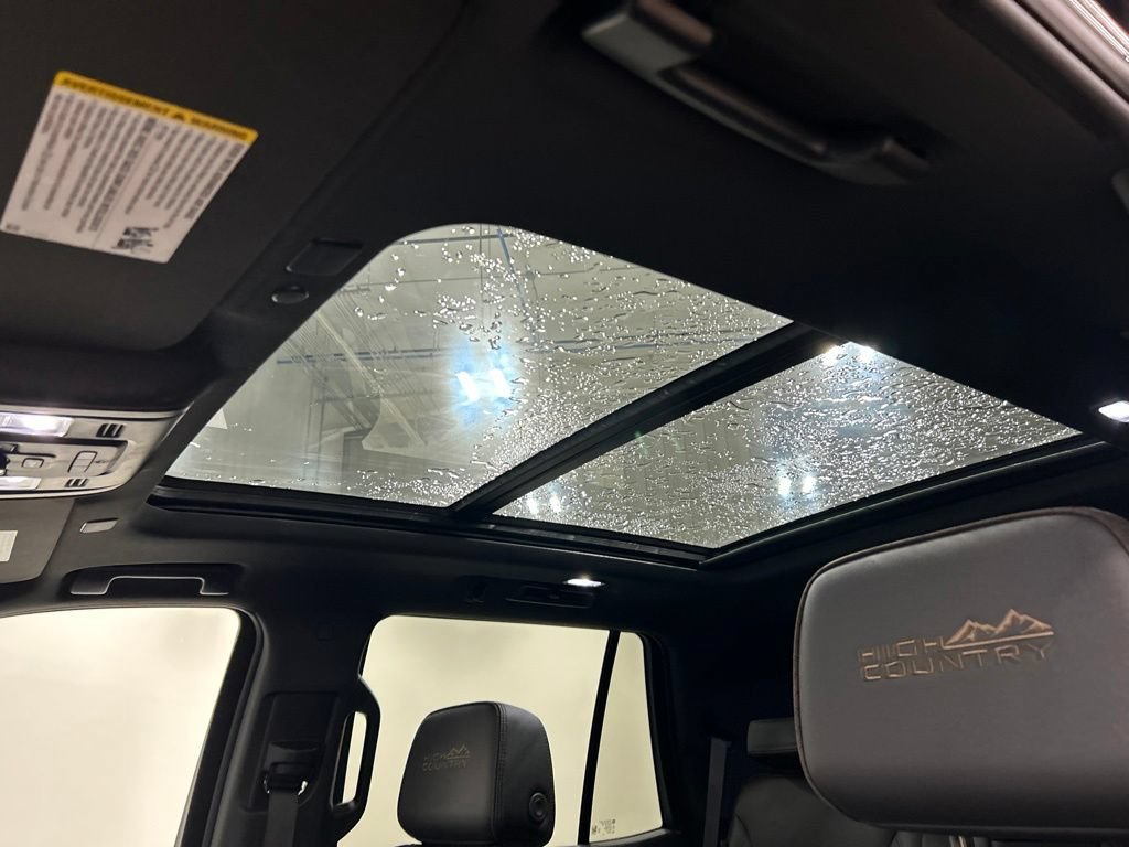 Used 2023 Chevrolet Tahoe High Country AWD/4WD image 26