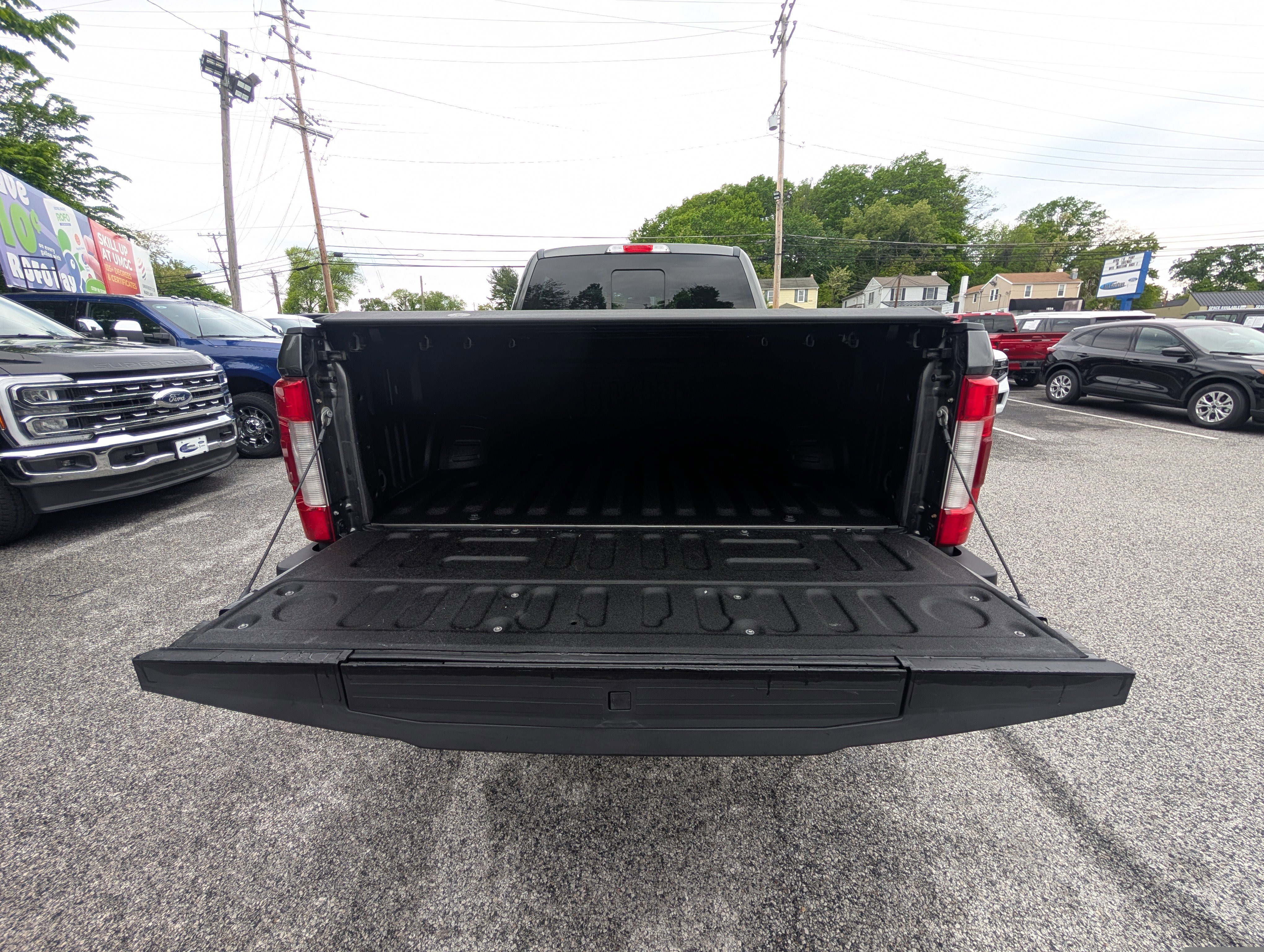 Certified 2017 Ford F250 Lariat w/ Lariat Ultimate Package AWD/4WD image 14