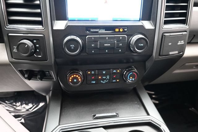 Certified 2021 Ford F350 XLT w/ Tremor Off-Road Package AWD/4WD image 18