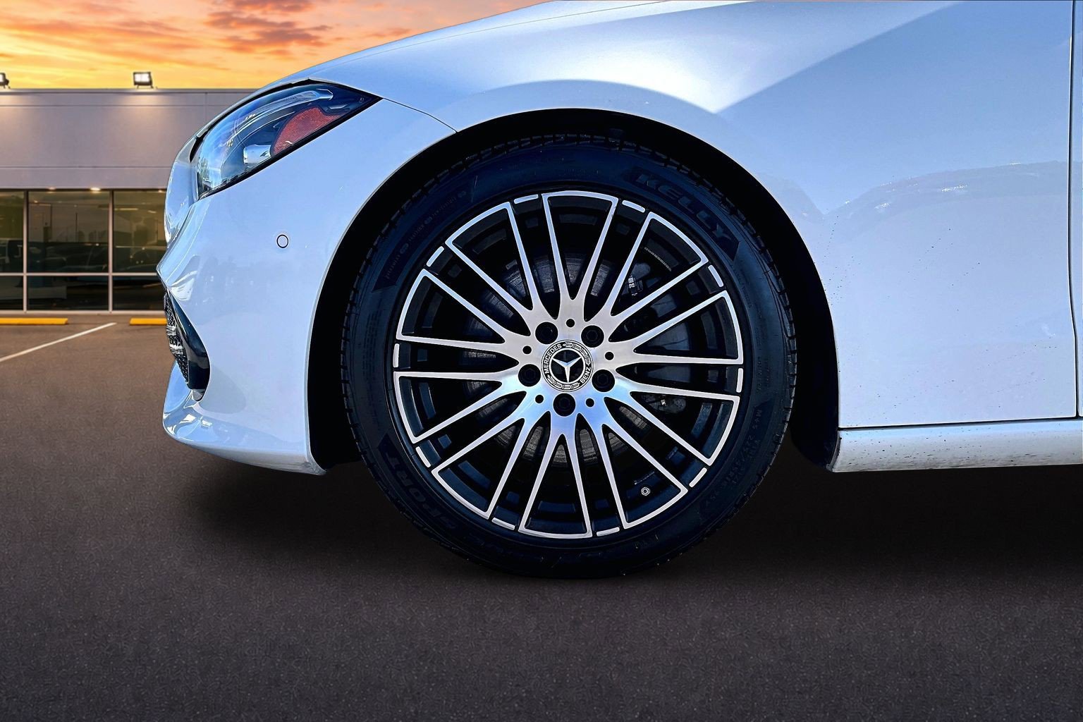 Used 2022 Mercedes-Benz C 300 4MATIC Sedan image 9