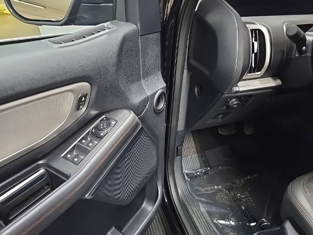 Certified 2025 Ford Expedition Active AWD/4WD image 30