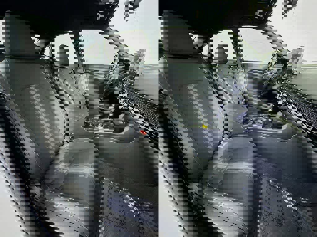 Used 2022 Honda Civic Sport image 14