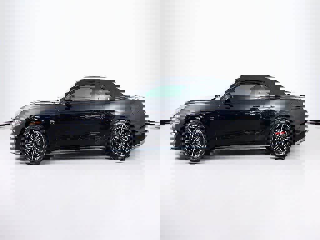 Certified 2022 Ford Mustang GT Premium image 3