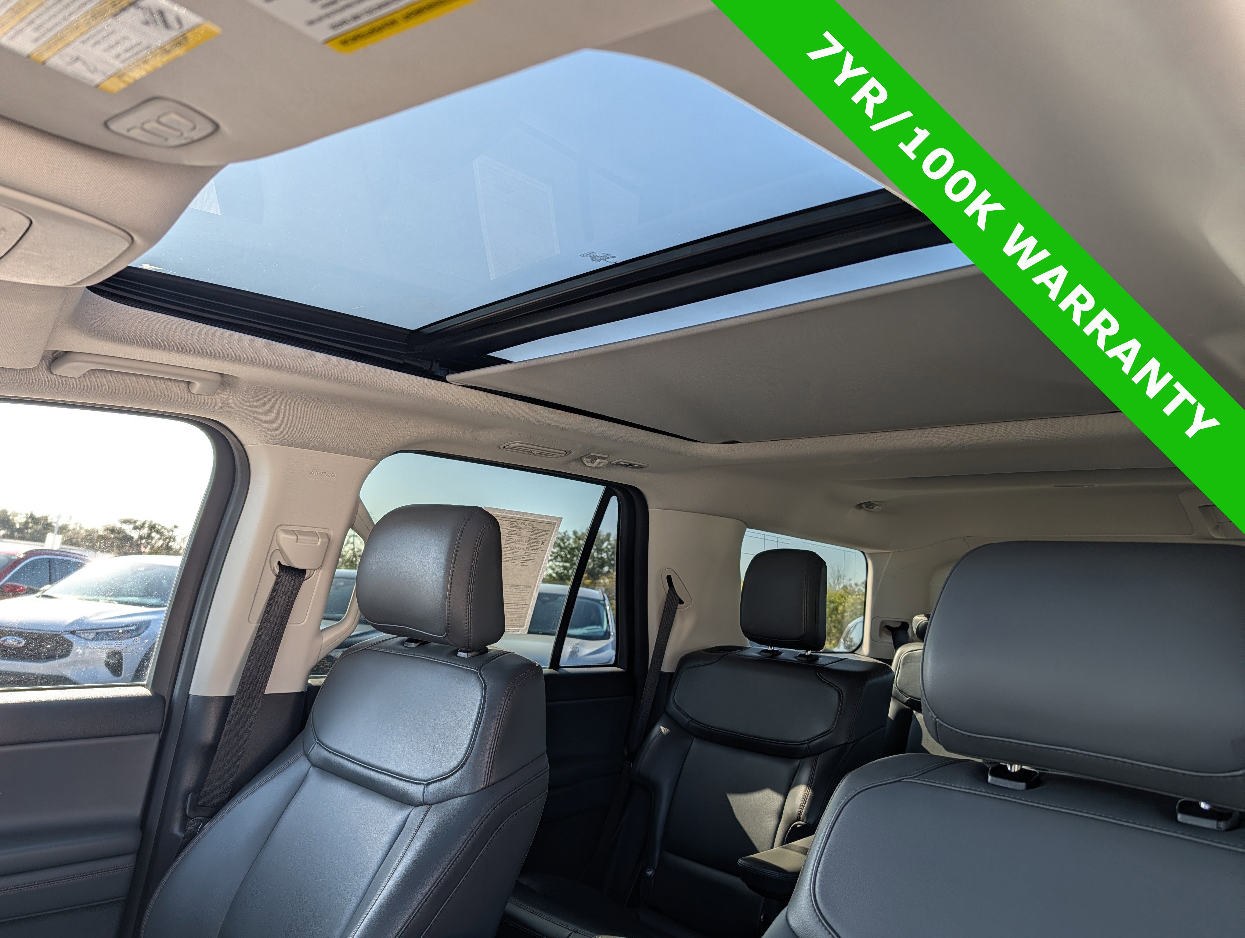 Certified 2025 Ford Expedition Active image 27