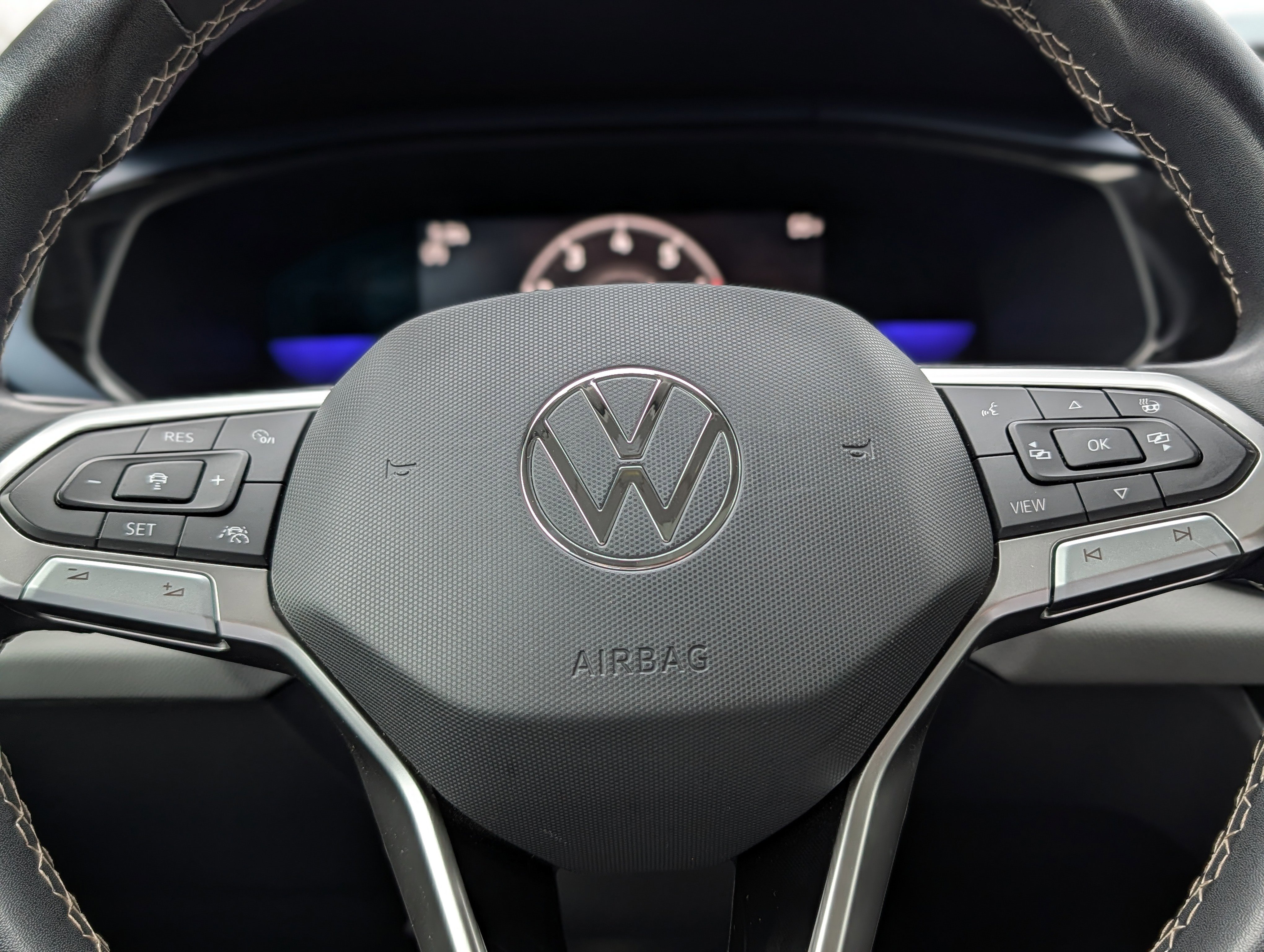 Used 2023 Volkswagen Taos SE image 22