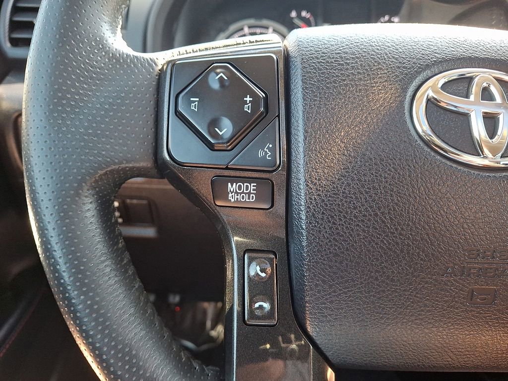 Used 2021 Toyota 4Runner Venture w/ Moonroof Package image 23