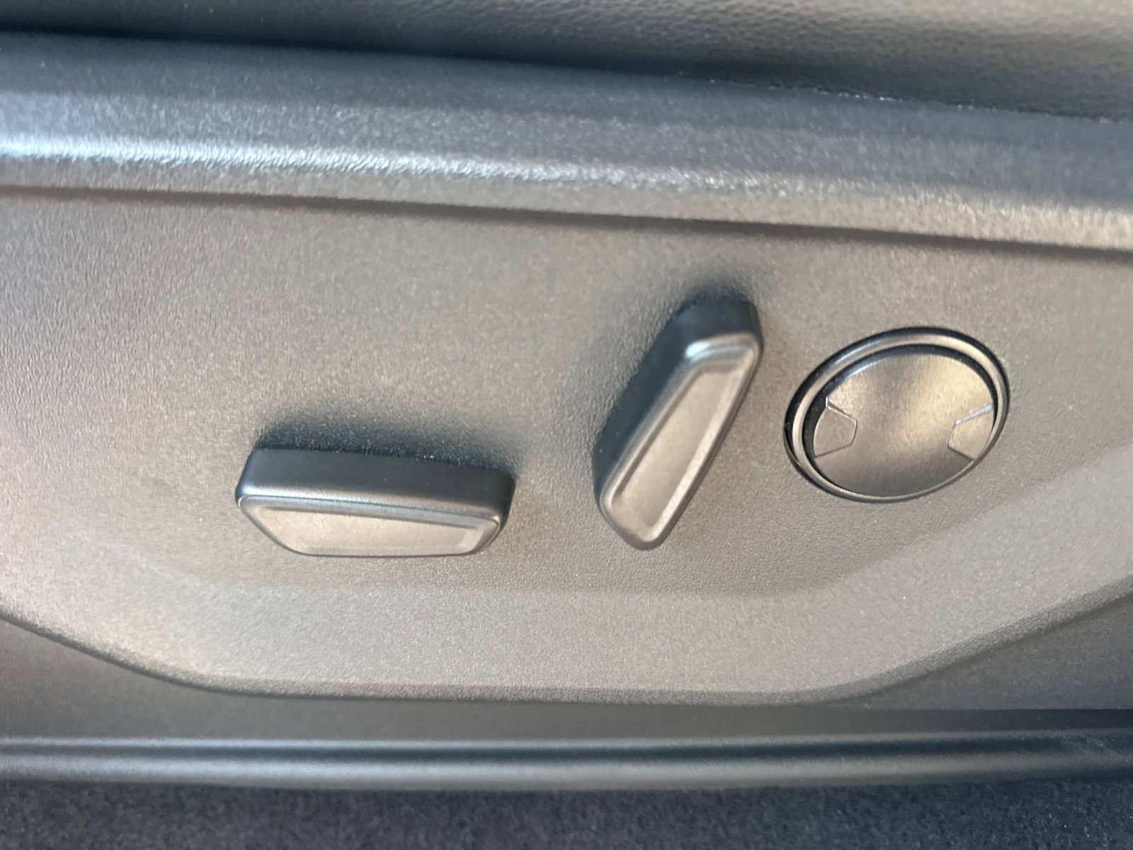 Certified 2023 Ford F150 XLT w/ Equipment Group 302A High image 24