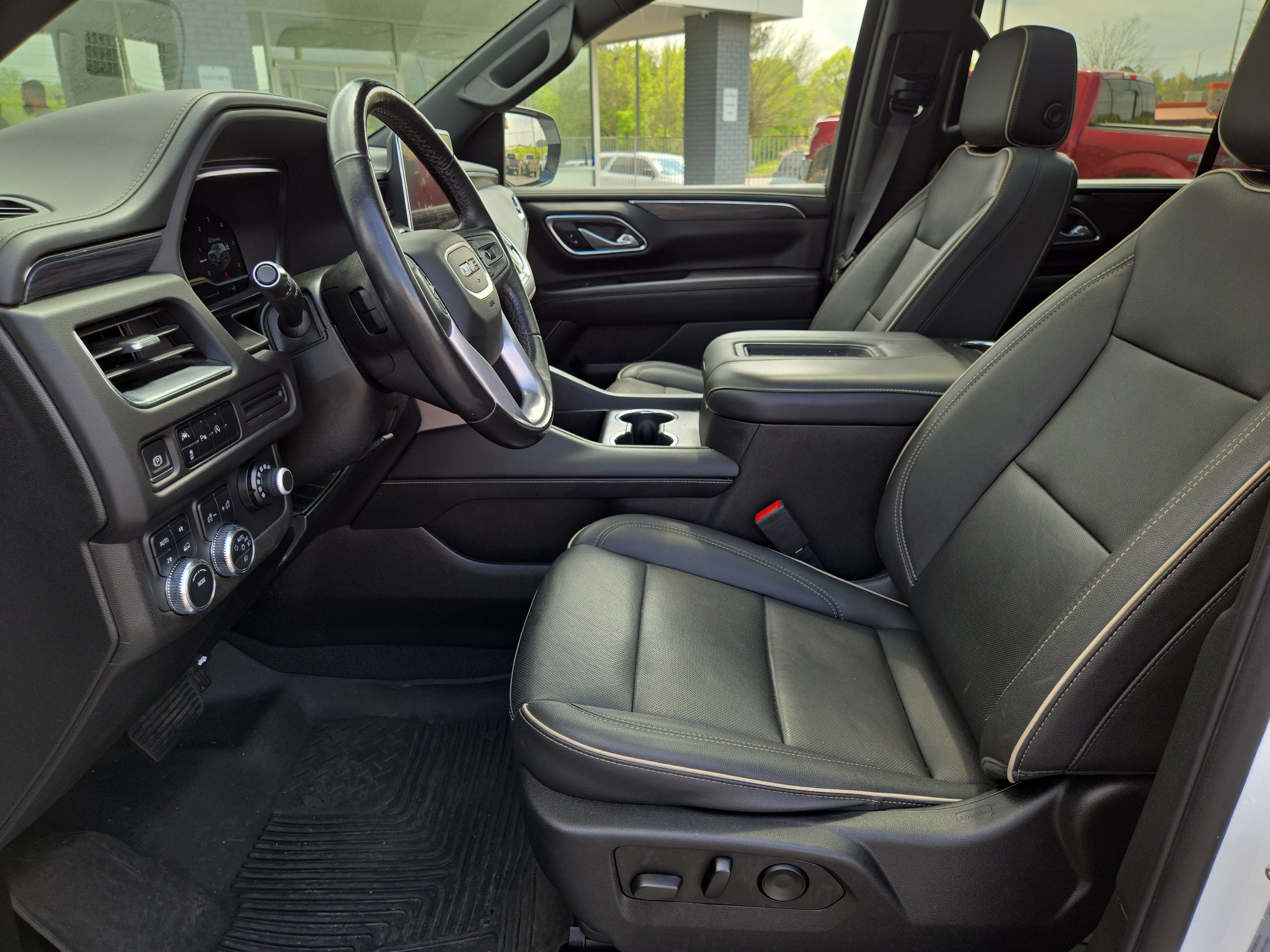 Used 2023 GMC Yukon SLT image 23