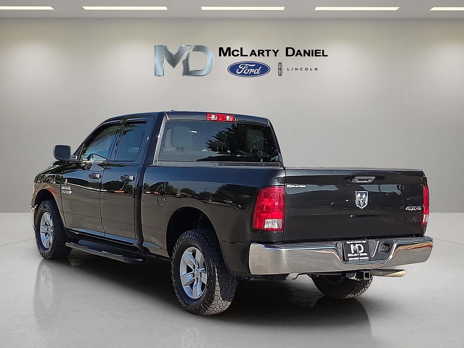 Used 2018 RAM 1500 Tradesman w/ Popular Equipment Group AWD/4WD image 4