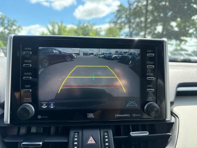 Used 2021 Toyota RAV4 XLE Premium AWD/4WD image 28