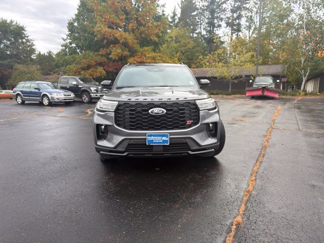 Certified 2025 Ford Explorer ST AWD/4WD image 3
