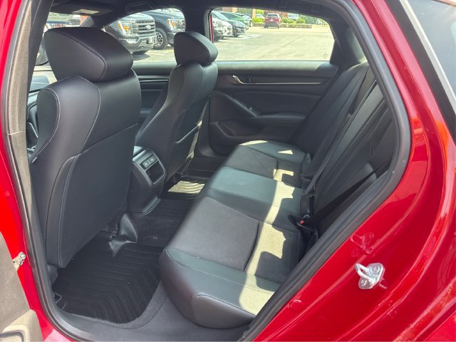 Used 2022 Honda Accord Sport image 13