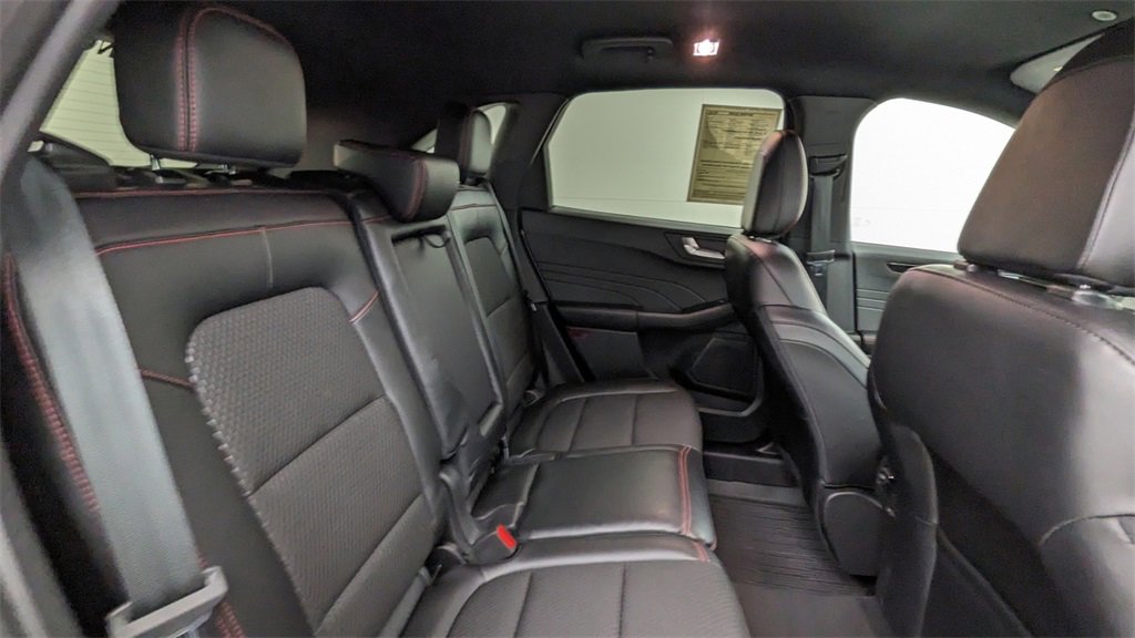 Certified 2023 Ford Escape ST-Line Elite image 35
