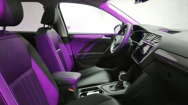 Used 2024 Volkswagen Tiguan SE image 22