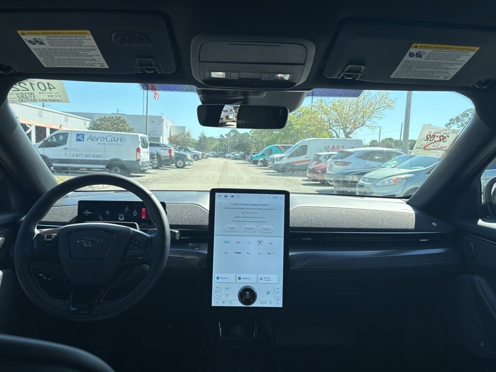 Certified 2025 Ford Mustang Mach-E GT image 11