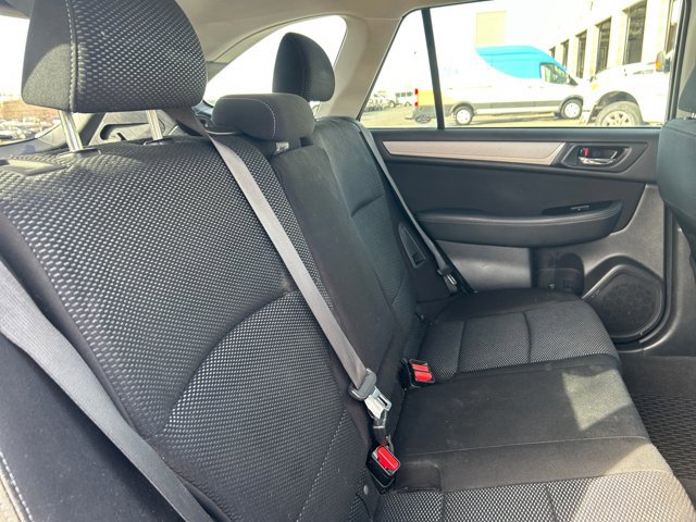 Used 2017 Subaru Outback 2.5i Premium image 19