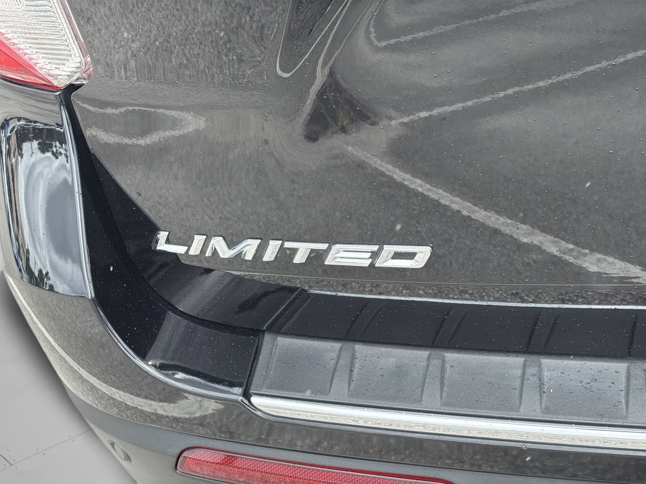 Certified 2023 Ford Explorer Limited w/ Limited Technology Package RWD image 10