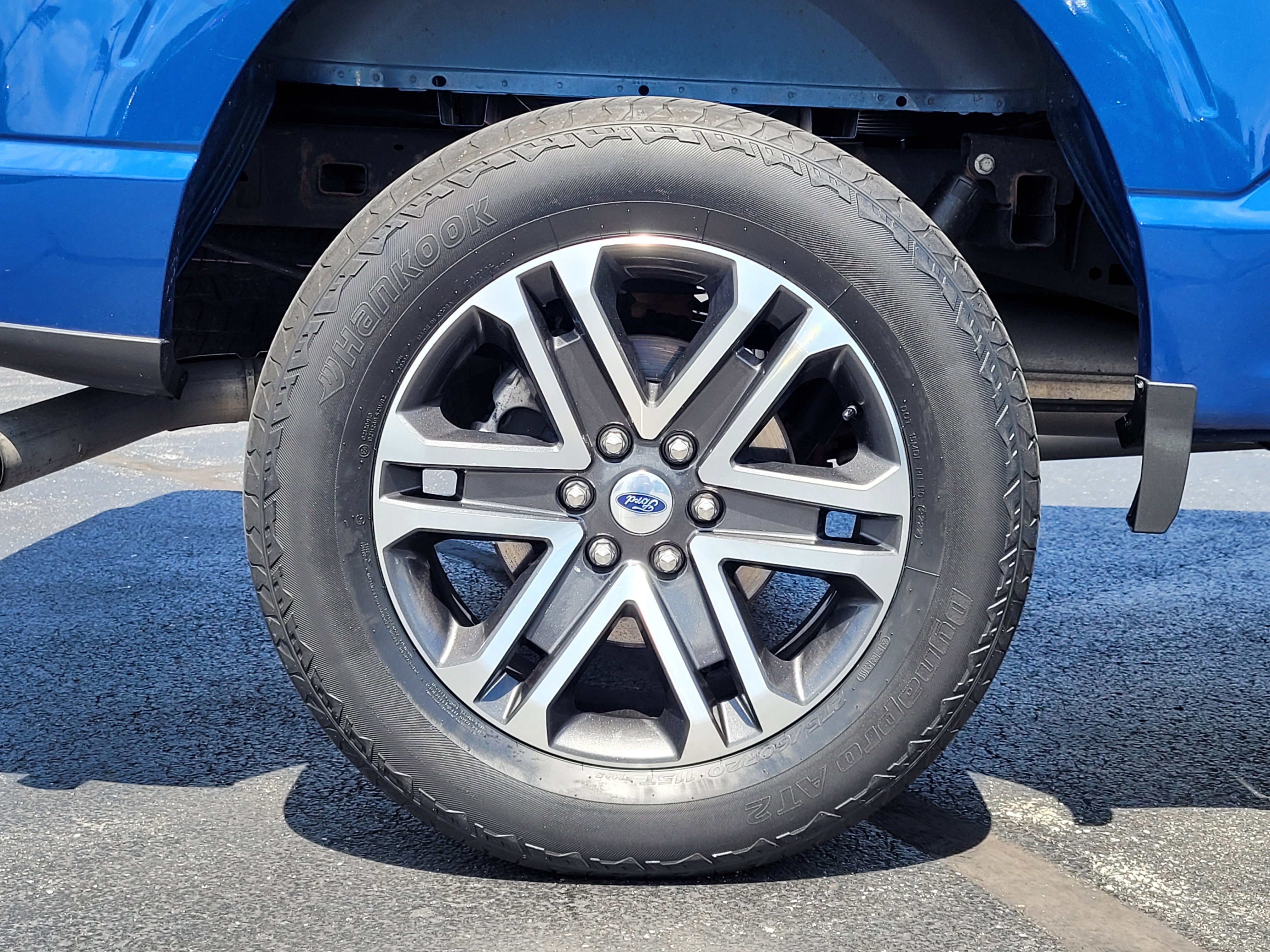 Certified 2022 Ford F150 XL w/ STX Appearance Package AWD/4WD image 11