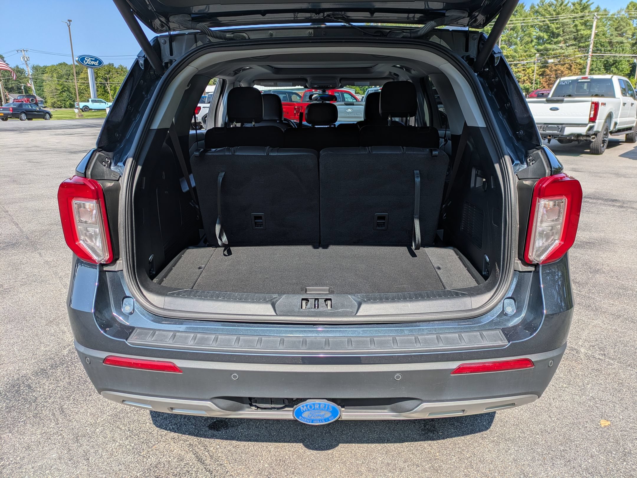 Certified 2023 Ford Explorer XLT w/ Equipment Group 202A AWD/4WD image 21