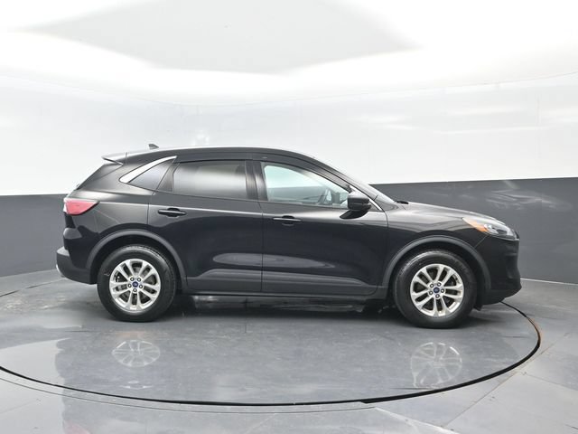 Certified 2022 Ford Escape SE AWD/4WD image 3