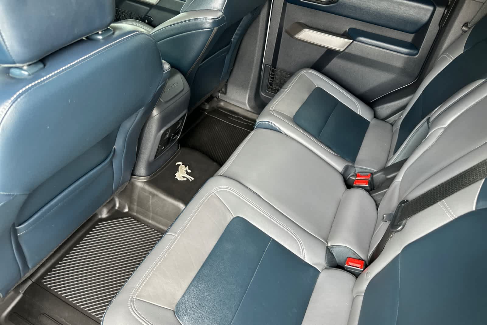Certified 2021 Ford Bronco First Edition AWD/4WD image 4
