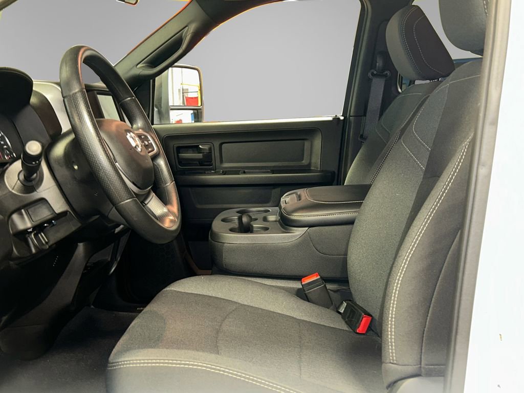 Used 2024 RAM 3500 Tradesman image 13