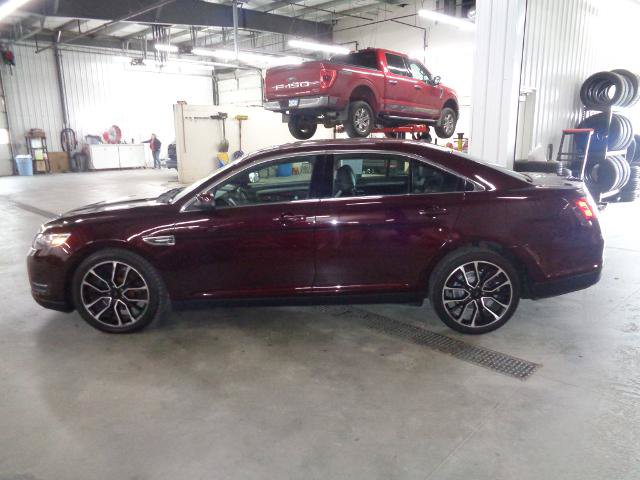 Certified 2018 Ford Taurus SEL w/ Equipment Group 201A AWD/4WD image 5