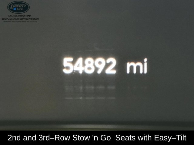 Used 2024 Chrysler Pacifica Touring-L FWD image 29