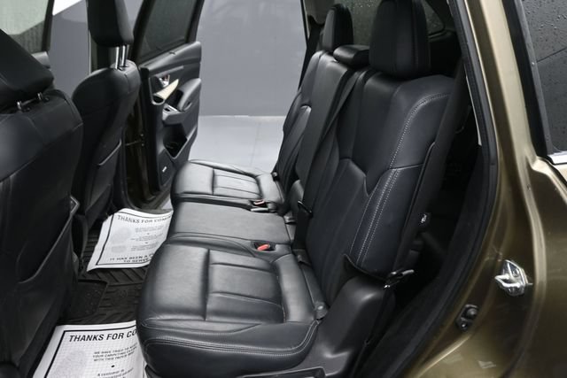 Used 2022 Subaru Ascent Limited w/ Technology Package AWD/4WD image 15