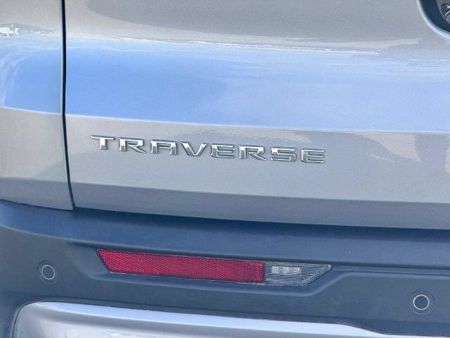 Used 2026 Chevrolet Traverse LT w/ LPO, Floor Liner Package FWD image 7