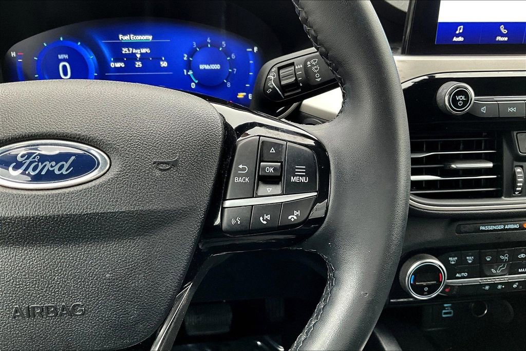 Certified 2021 Ford Escape SEL w/ Technology Package image 19