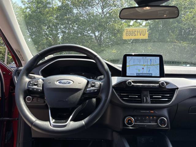 Certified 2022 Ford Escape SE w/ Cold Weather Package AWD/4WD image 29