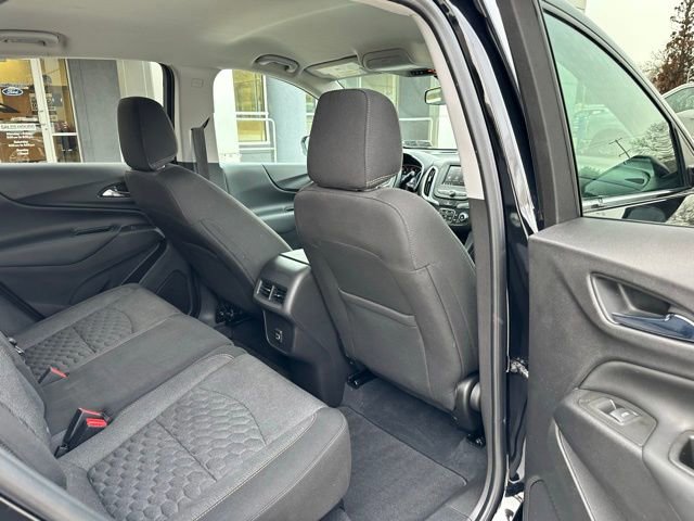 Used 2020 Chevrolet Equinox LT w/ Driver Convenience Package image 54