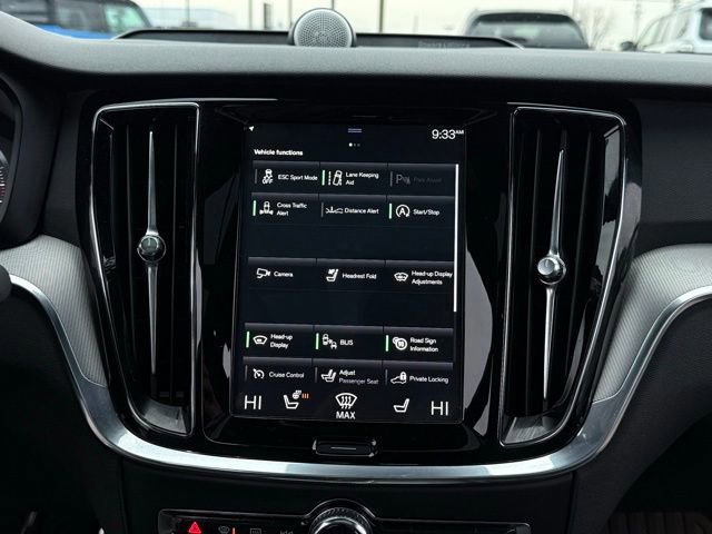 Used 2019 Volvo S60 T5 R-Design image 34