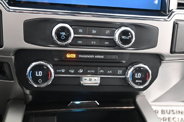 Certified 2022 Ford F350 Lariat w/ Tremor Off-Road Package AWD/4WD image 12