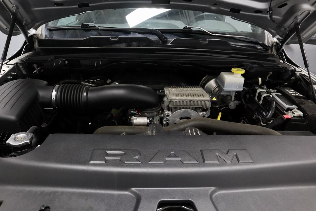 Used 2023 RAM 1500 Laramie AWD/4WD image 18