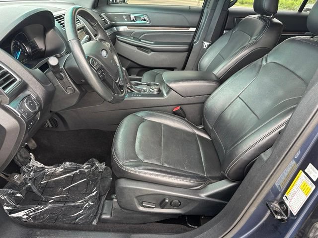 Certified 2019 Ford Explorer Limited w/ Class III Trailer Tow Package AWD/4WD image 19