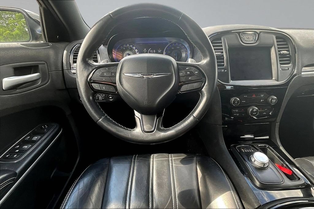 Used 2020 Chrysler 300 S AWD/4WD image 8