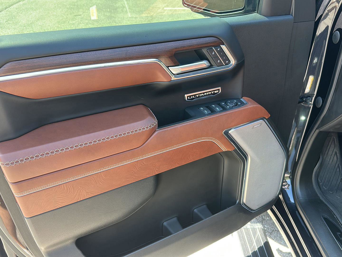 Used 2023 GMC Sierra 1500 Denali Ultimate image 14